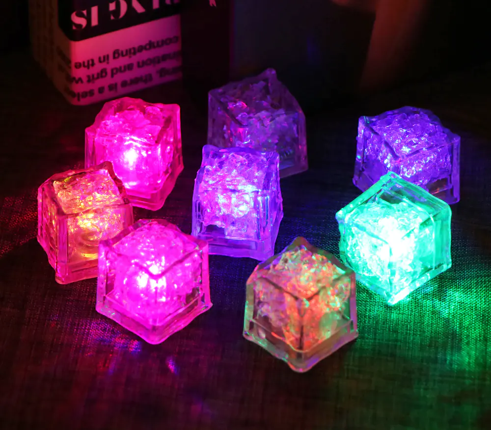 Светодиодные кубики льда разных цветов подсветки